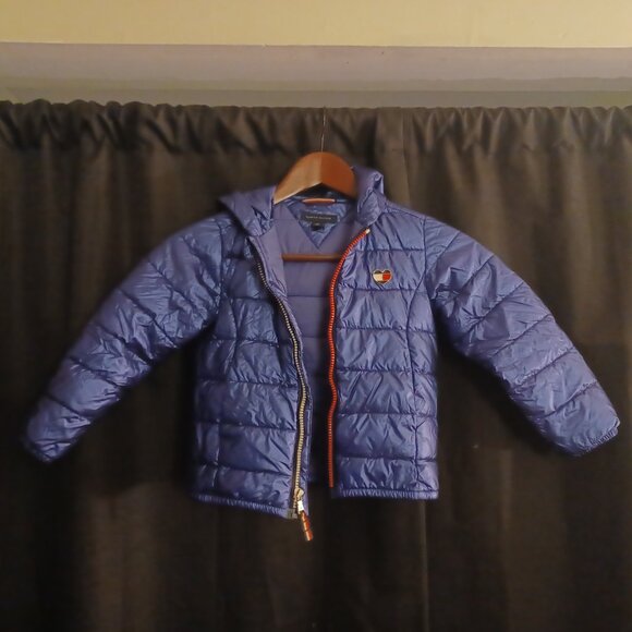 Tommy Hilfiger Kids XS Hooded Puffer Jacket Periwinkle Quilted Heart Logo - Picture 2 of 5